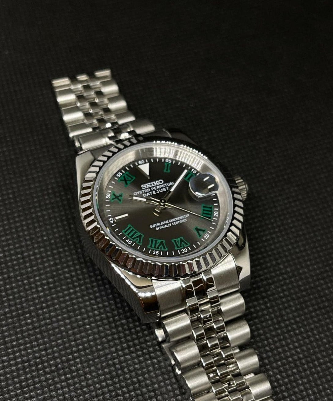 Wimbelon Black Green Dial