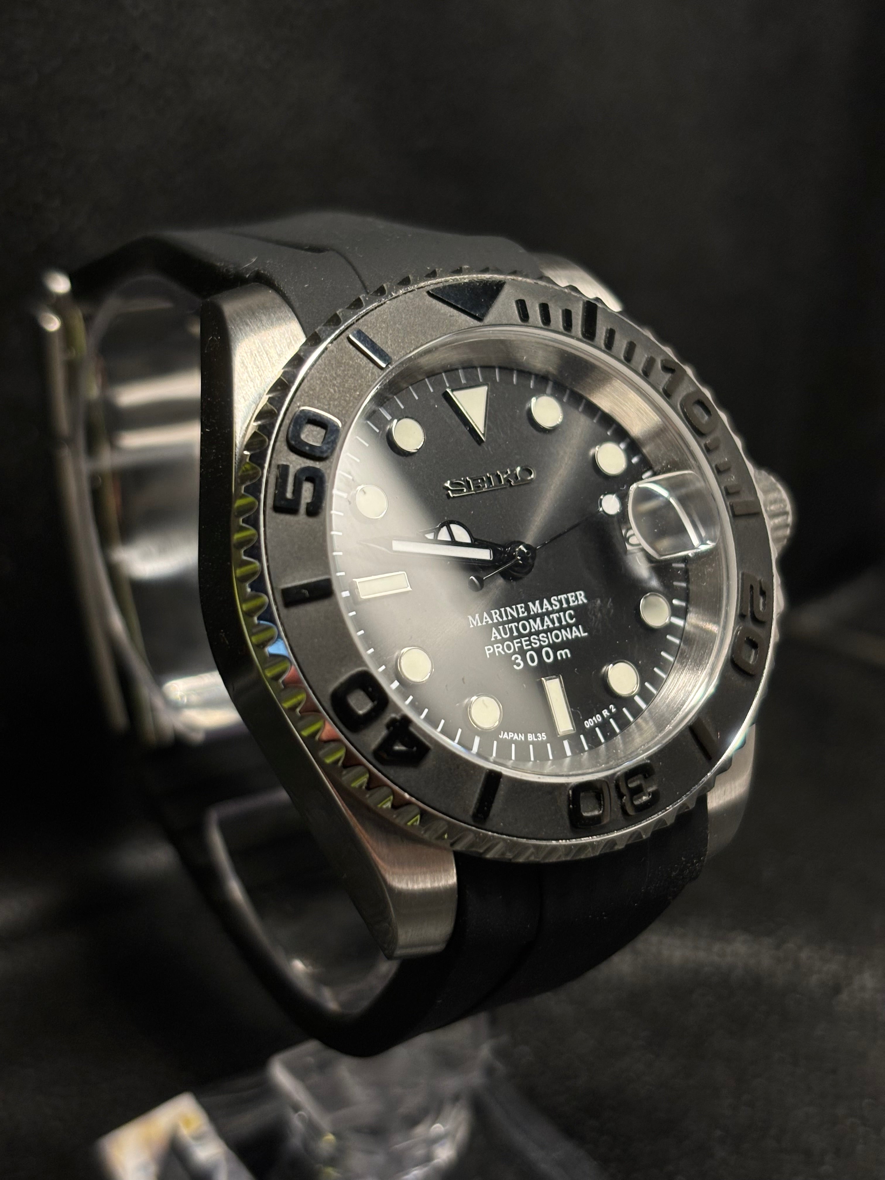 Submariner Black Straps Edition - 40mm / Black Straps Edition