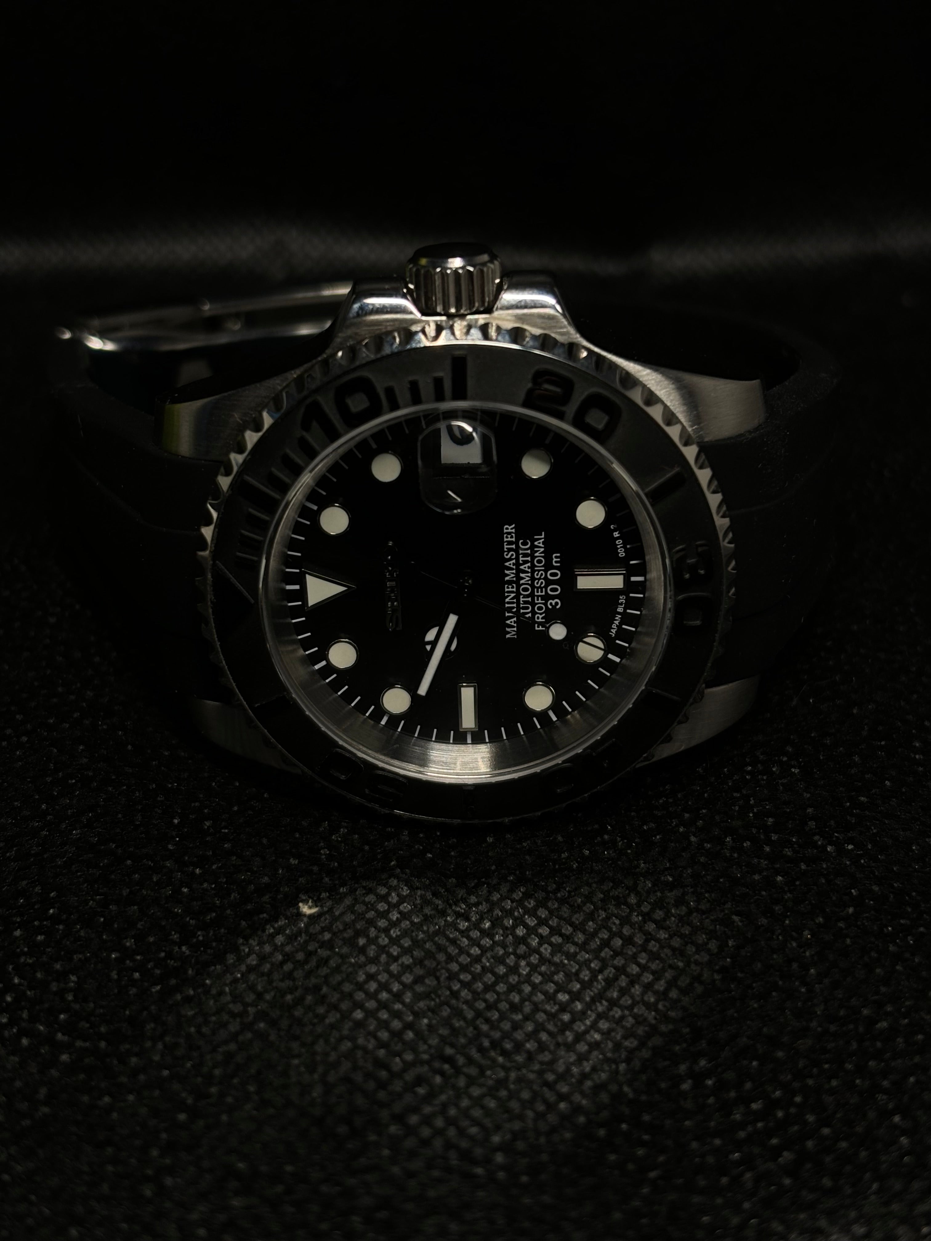 Submariner Black Straps Edition