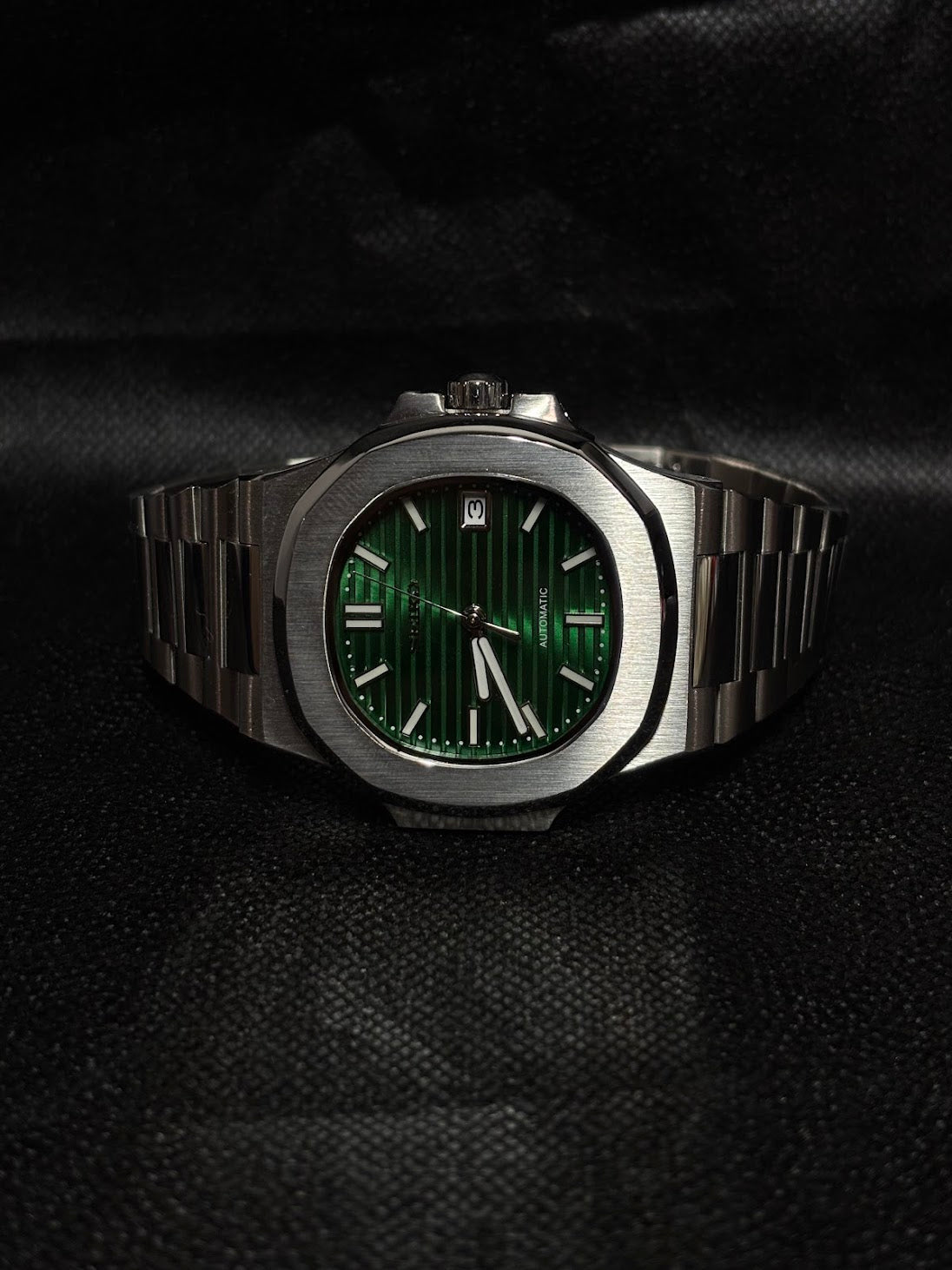 Nautilus Seiko Mod Green