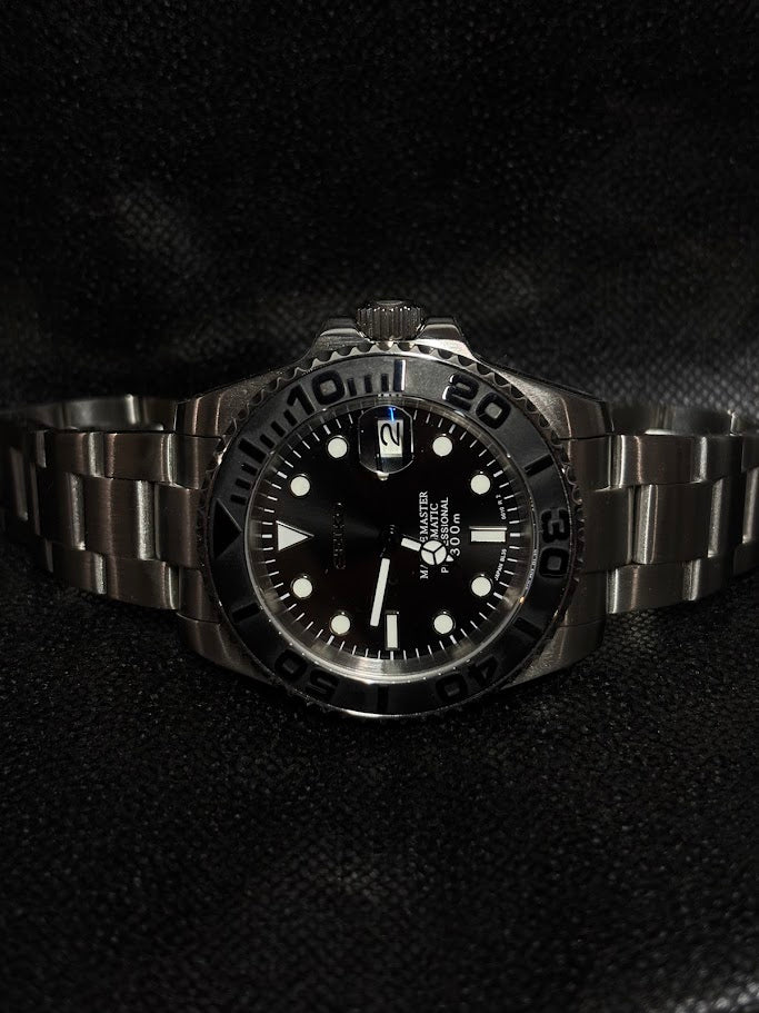 Submariner Silver with black benzel