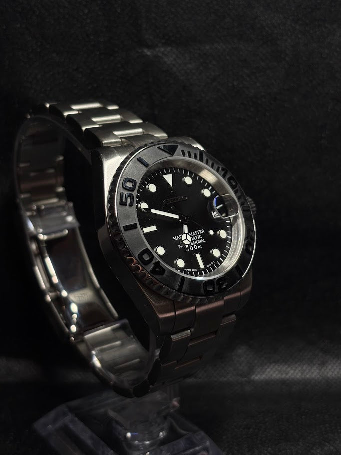 Submariner Silver with black benzel